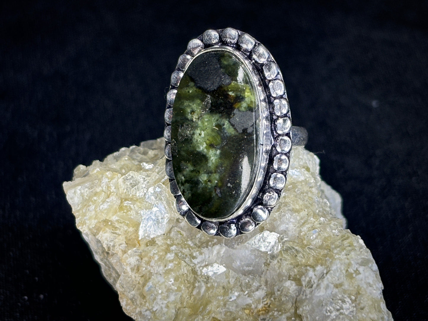 Green Peridot Sterling Silver Oval Crystal Ring, Size 6