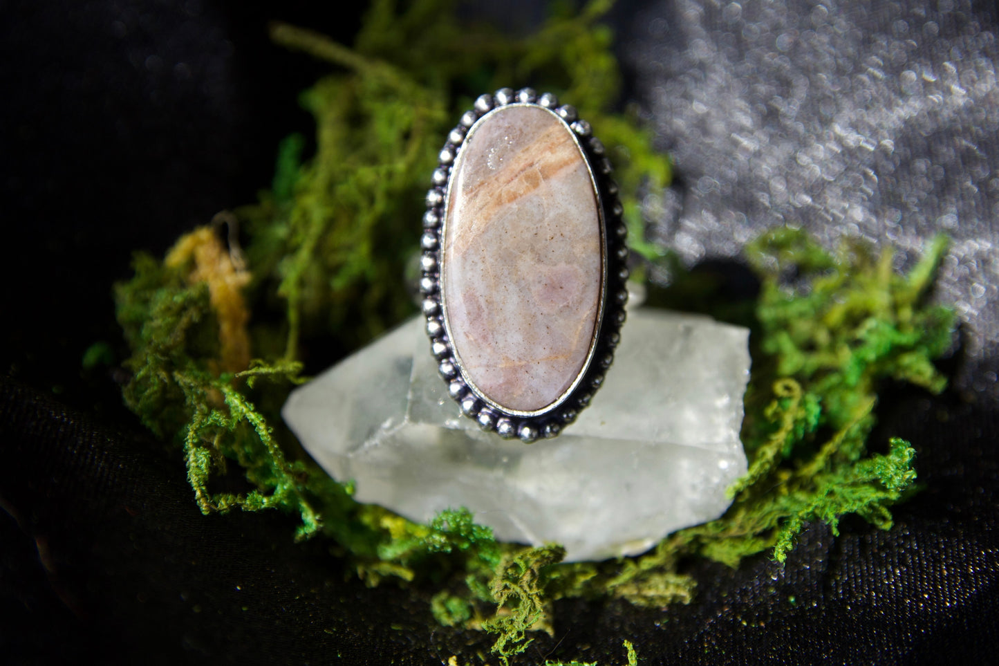 Silver Grey Agate Crystal Ring, Size 7