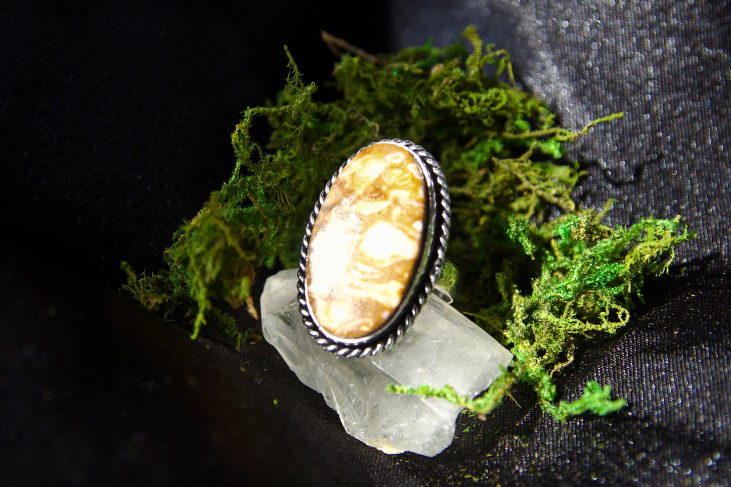 Silver Agate Crystal Ring, Size 7.5