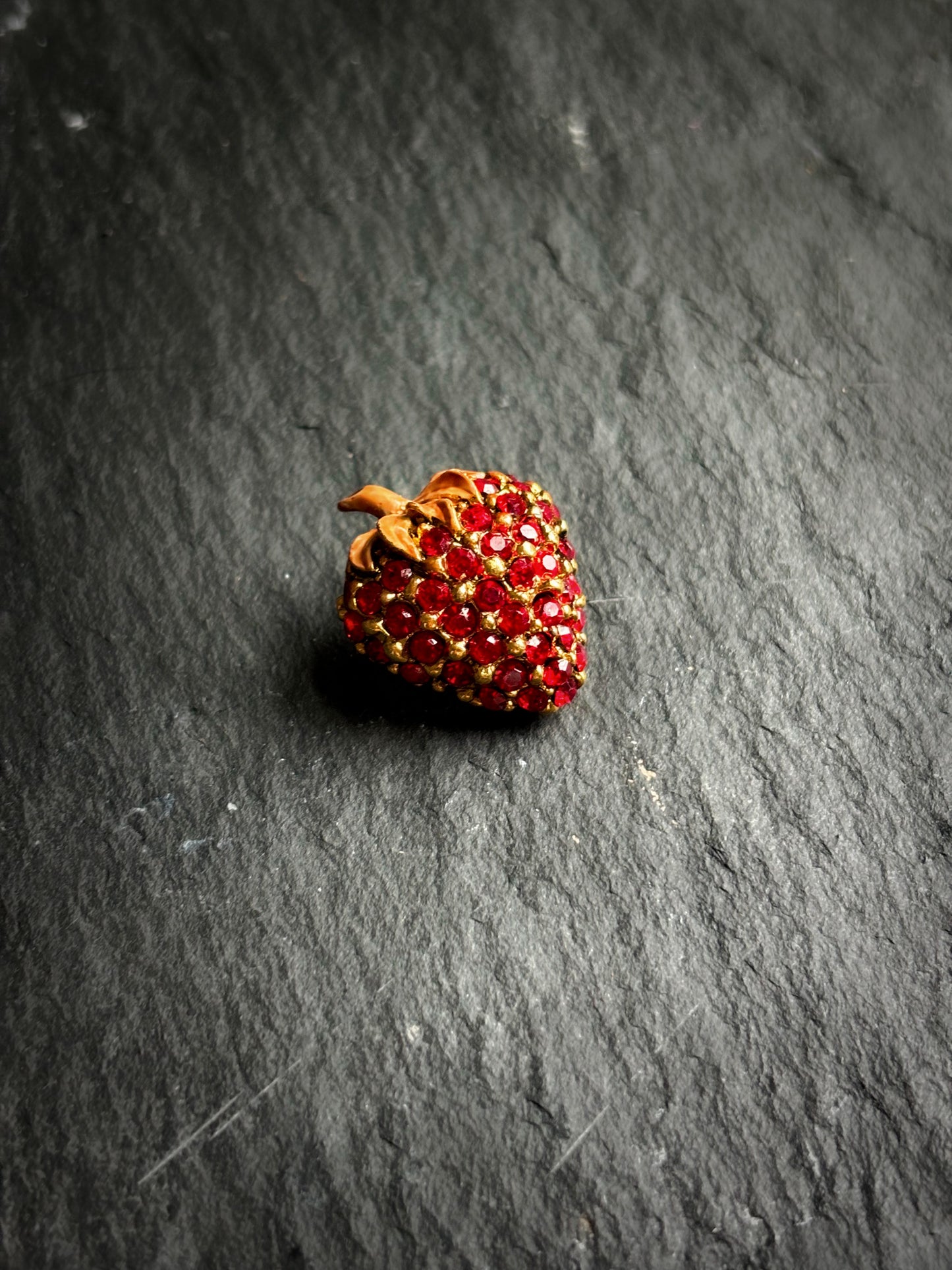 Mini Crystal Strawberry Pin