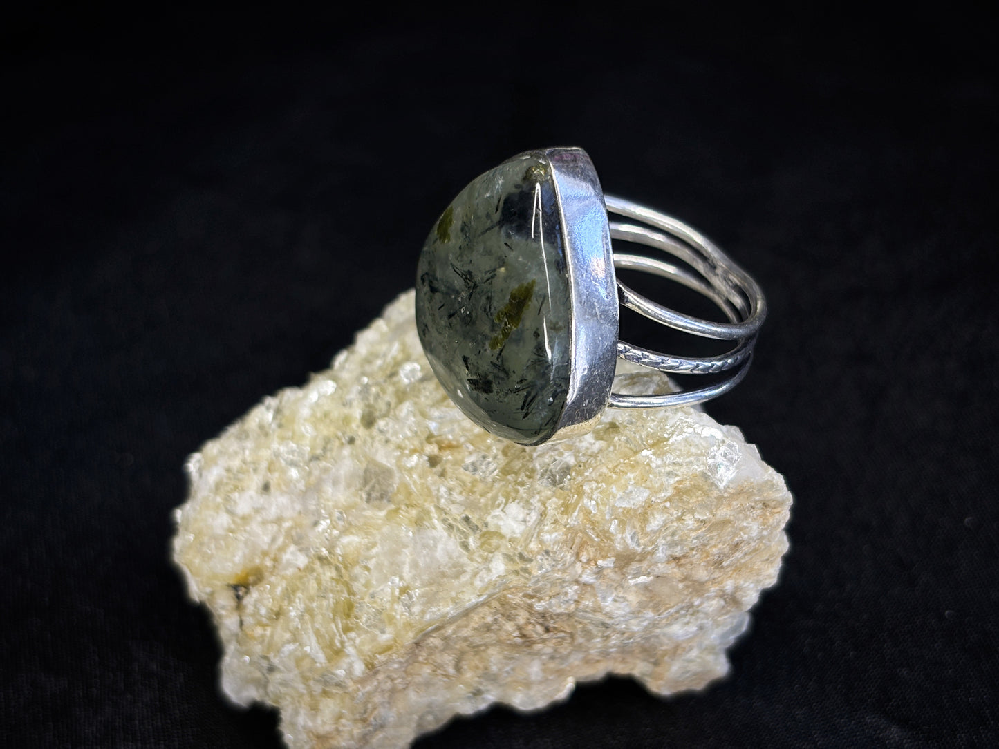 Prehnite Sterling Silver Crystal Ring, Size 10